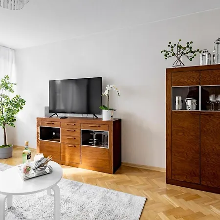Appartement Hala Mirowska Warschau