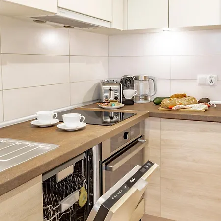 Hala Mirowska Apartment Warsaw
