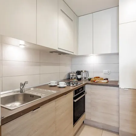 Hala Mirowska Apartment *