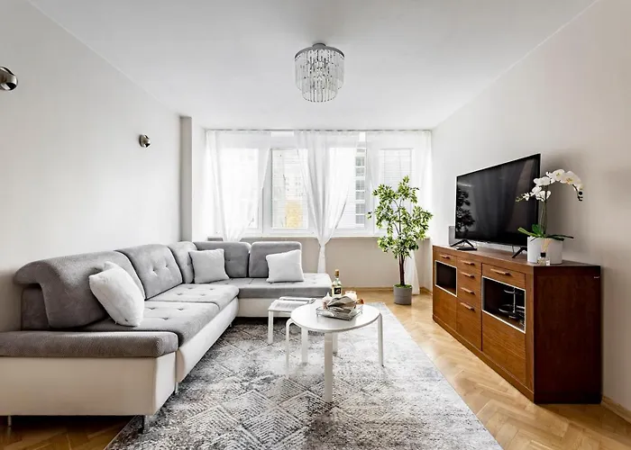 Daire Hala Mirowska *